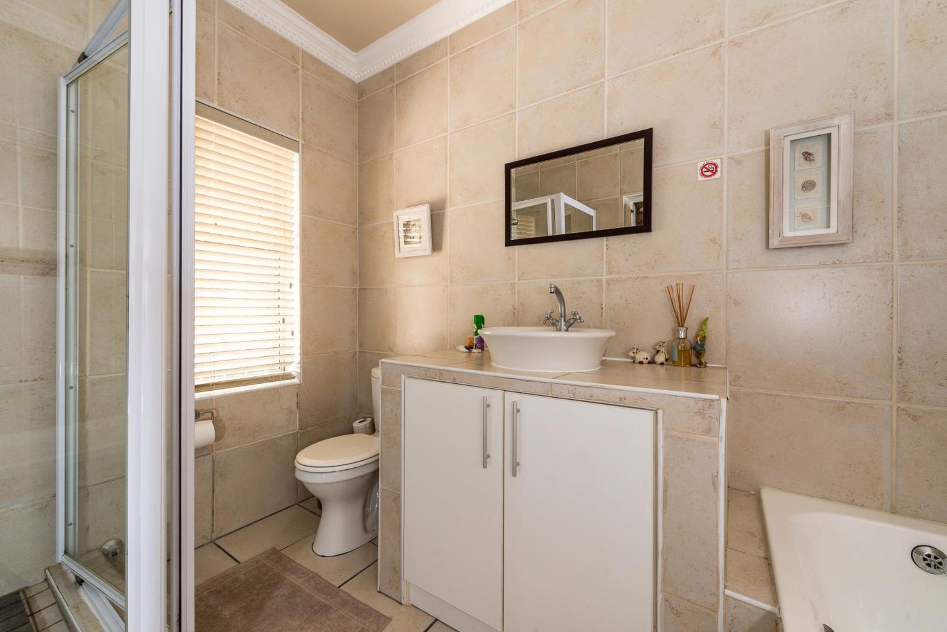Guesthouse De Tijger Lodge Parow Luaran gambar