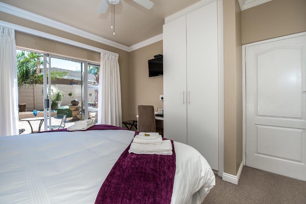 Guesthouse De Tijger Lodge Parow Bilik gambar