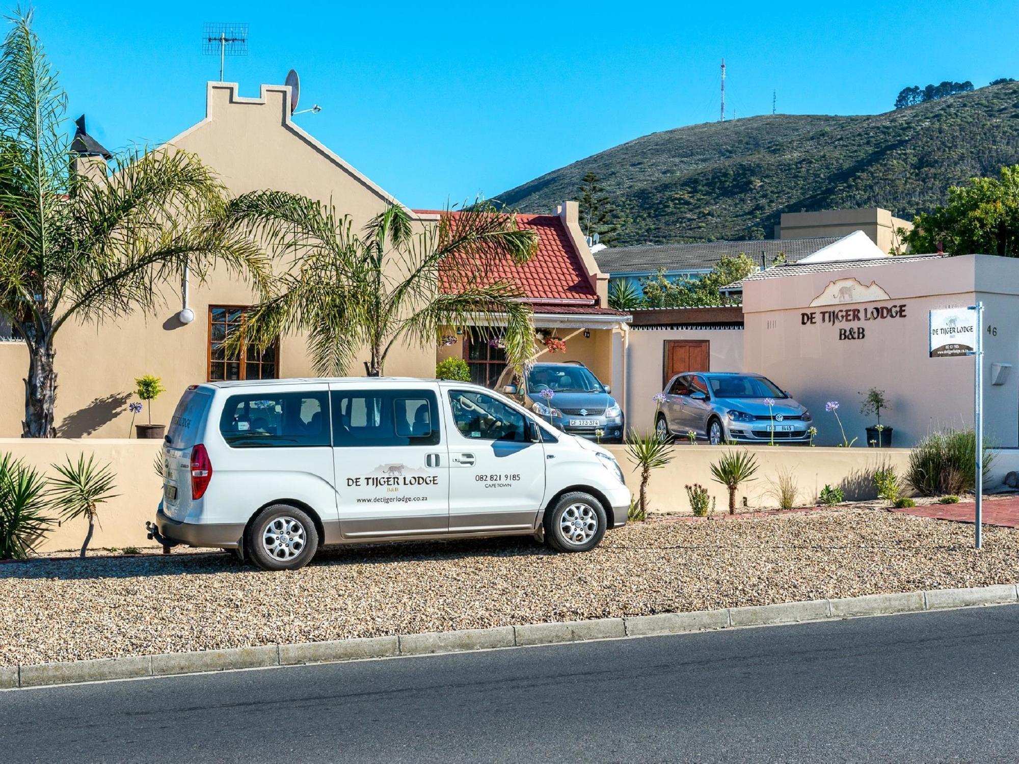 Guesthouse De Tijger Lodge Parow Luaran gambar